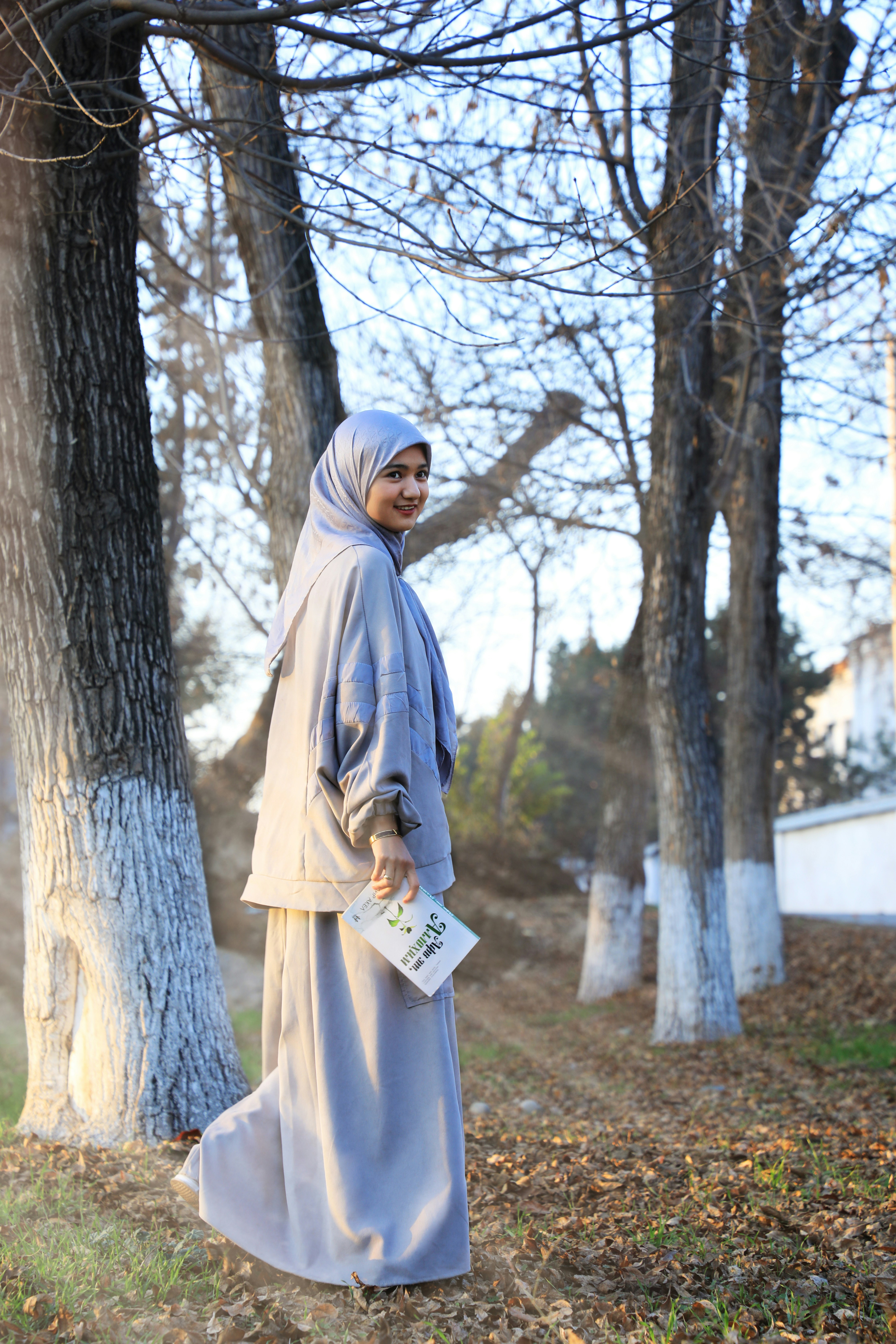 Sari Maya, S.Pd., Gr.